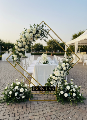 rombo_struttura_per_allestmenti__oro__sfondi_backdrop__oro__in_ferro_per_feste_eveti__wedding_planner_allestimenti