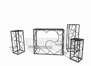 tavolo_e_alzate_nero_cuore_artigianale_in_ferro_per_allestimento_feste_wedding_planner