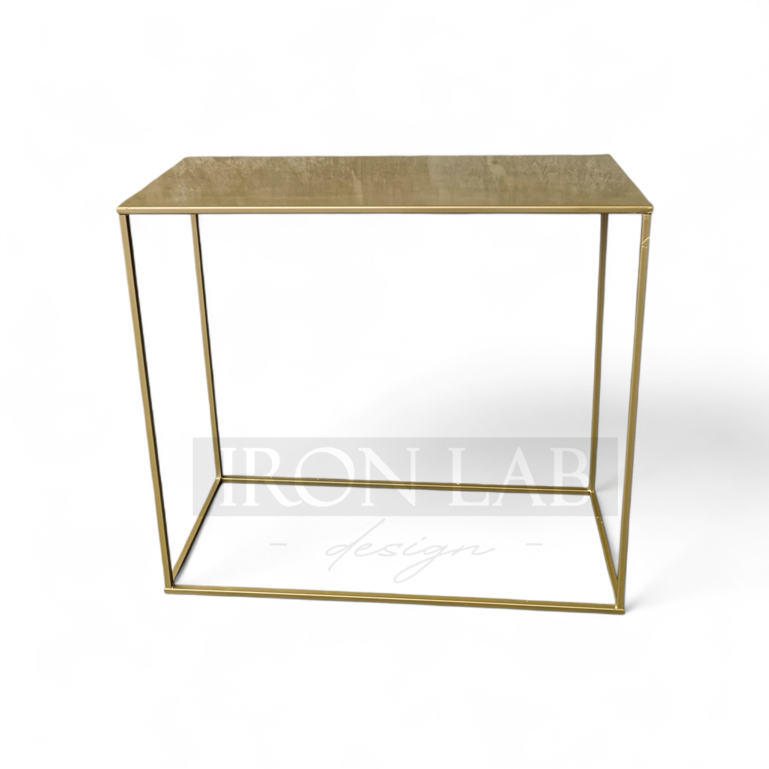 tavolo_in_ferro__per_confettata_oro__sfondi_struttura_per_passaggio__oro__in_ferro_per_feste_eveti__wedding_planner_allestimenti