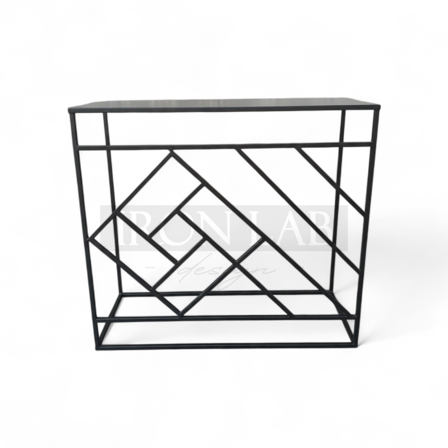 Tavolo_Geometrico_nero_per_allestimento_party_wdding