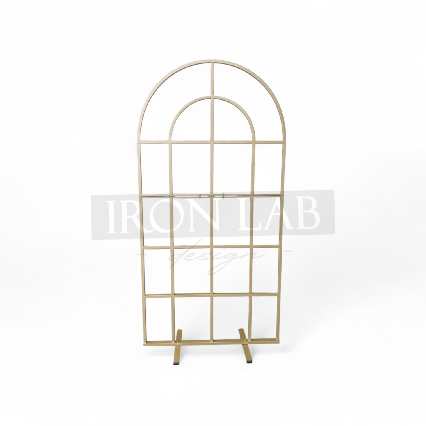 struttura_in_ferro_backdrop_finestra_per_eventi_oro_allestimento_wedding_planner_struttura_inglese