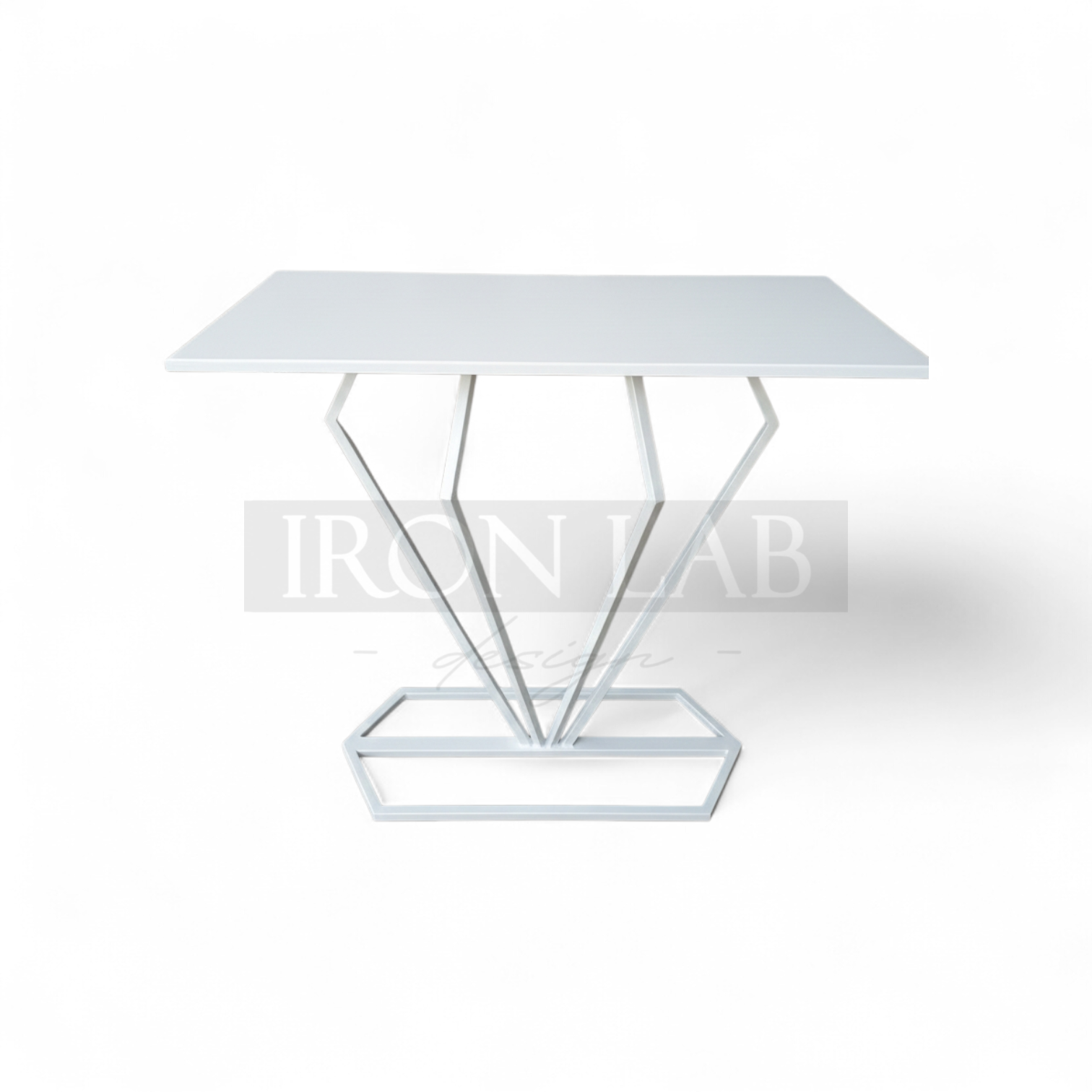 tavolo diamante bianco  per allestimenti feste matrimoniwedding planner 