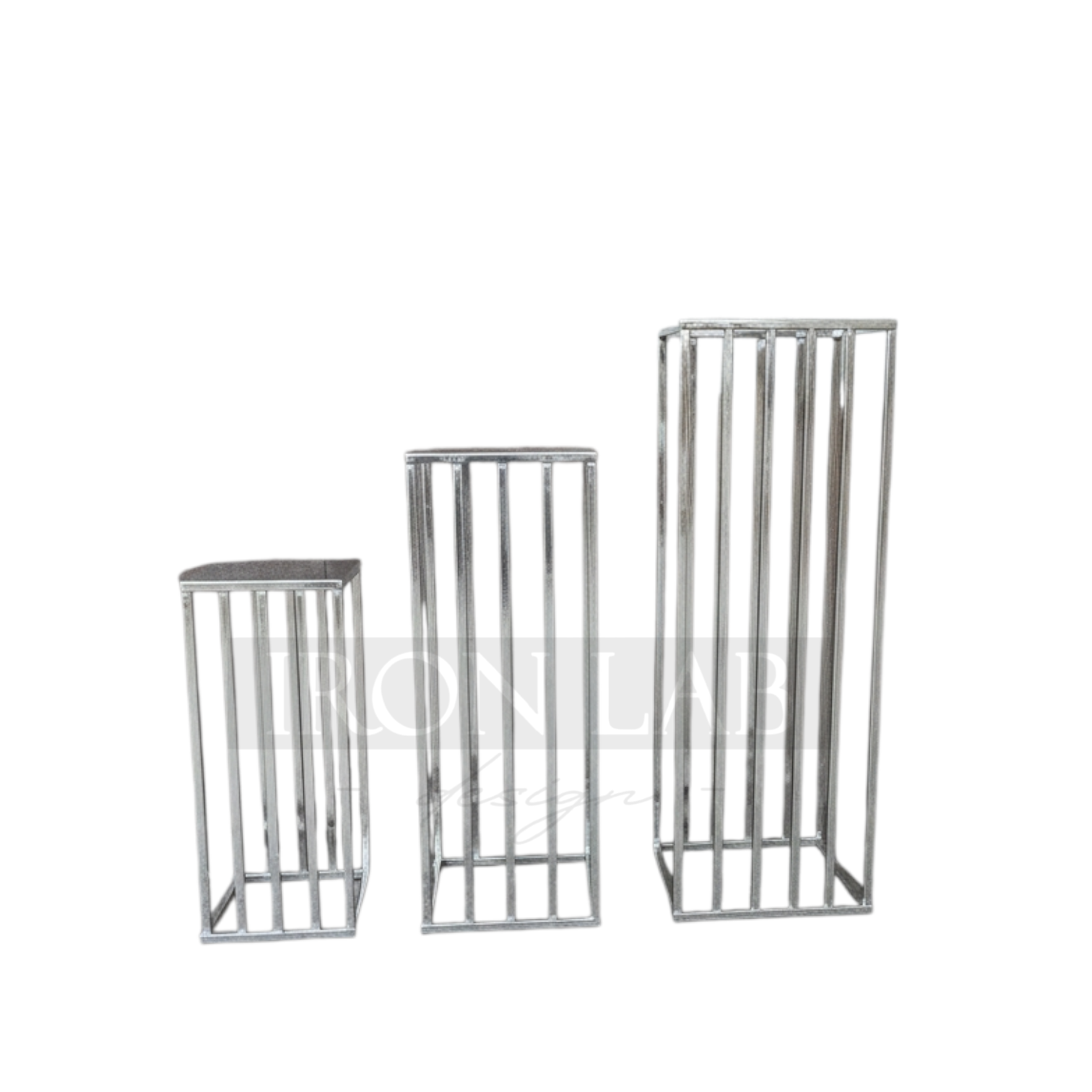 tris_alzate_empire_argento_per_allestimenti_matrimoni_wedding_planner