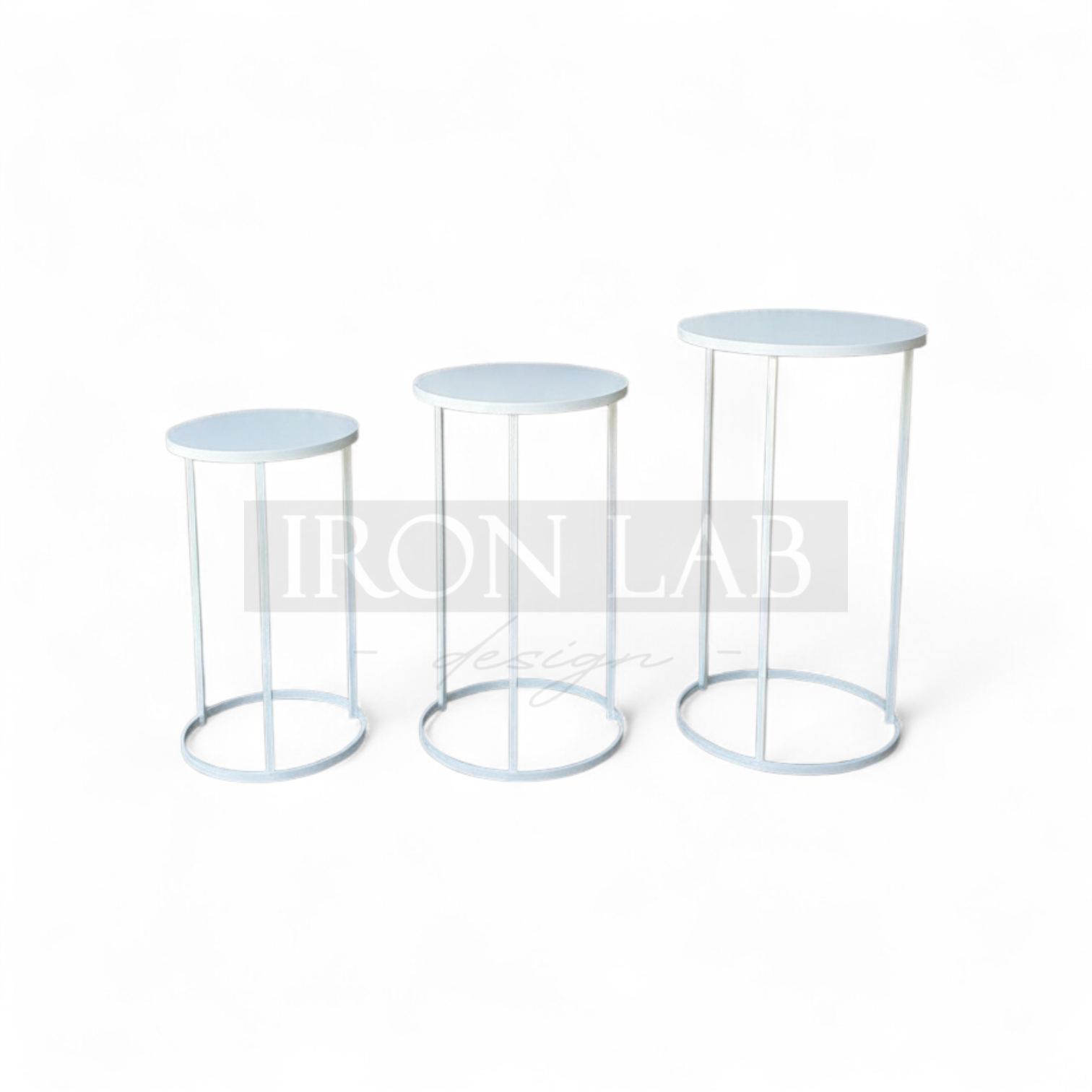 tris_alzate_per_confettata_rotonda____oro__sfondi_struttura_per_passaggio__oro__in_ferro_per_feste_eveti__wedding_planner_allestimenti